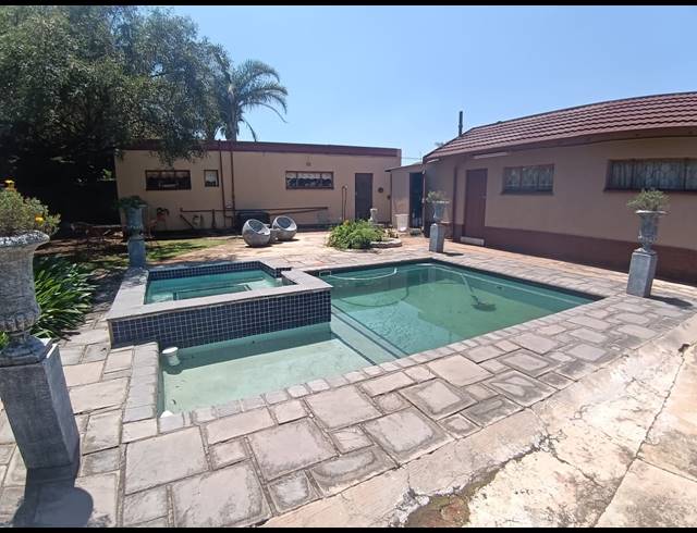 3 BEDROOM HOUSE FOR SALE IN DALVIEW